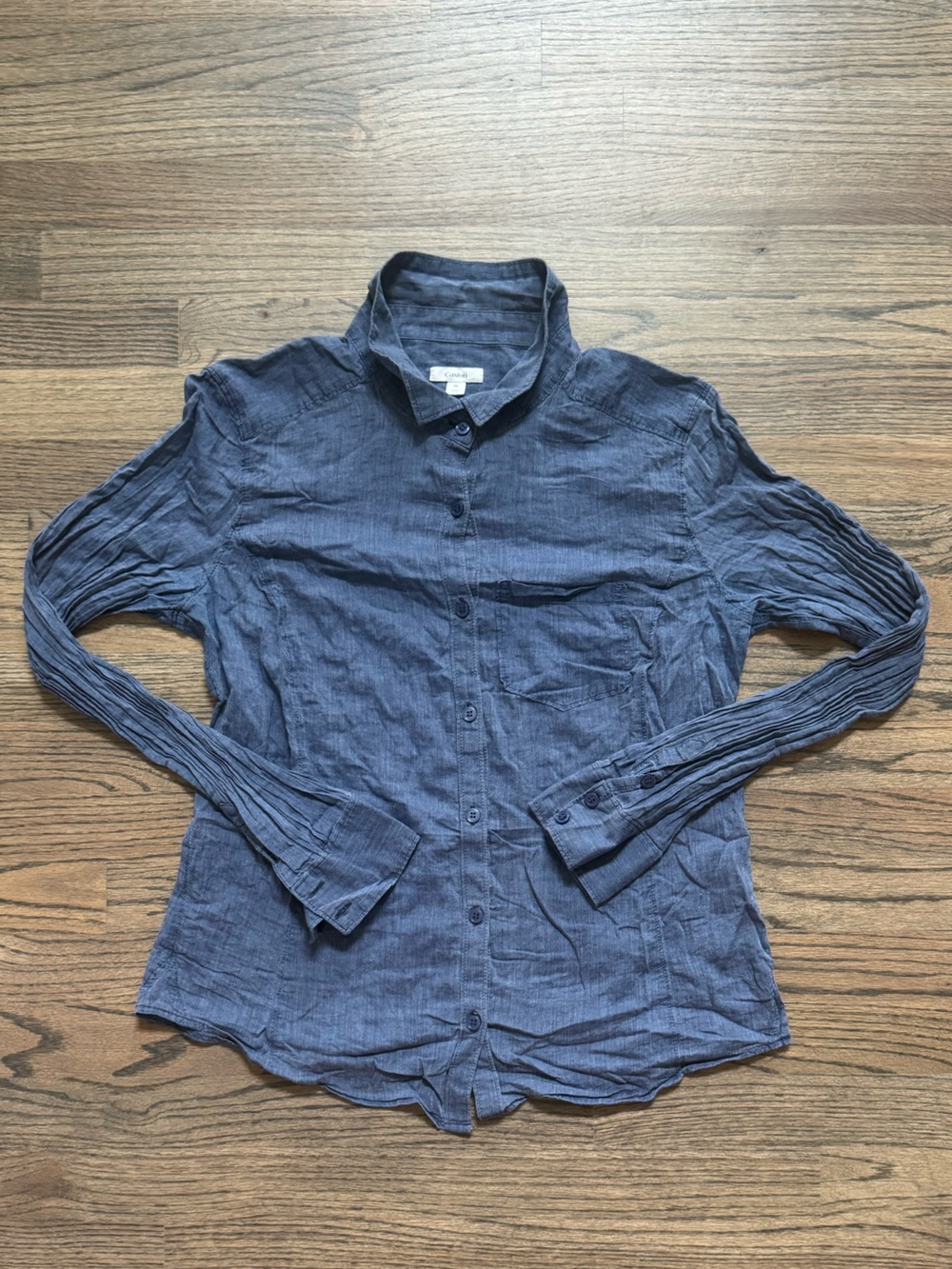 Caslon Button Down!